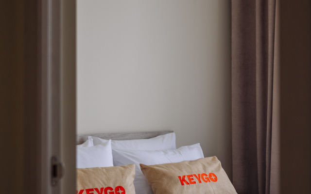 KeyGo #0047, 1 Bedroom, Next To English Park Apartments