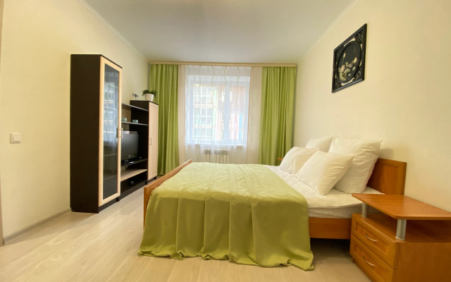 Квартира Right Room на Василия Стригунова 9