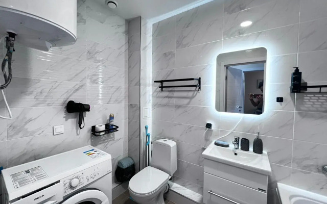 Квартира с Бассейнами во Дворе 290