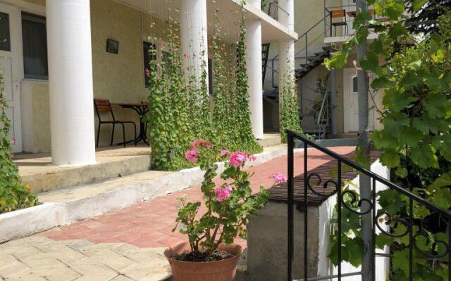 Гостевой дом 1000 Звёзд #2