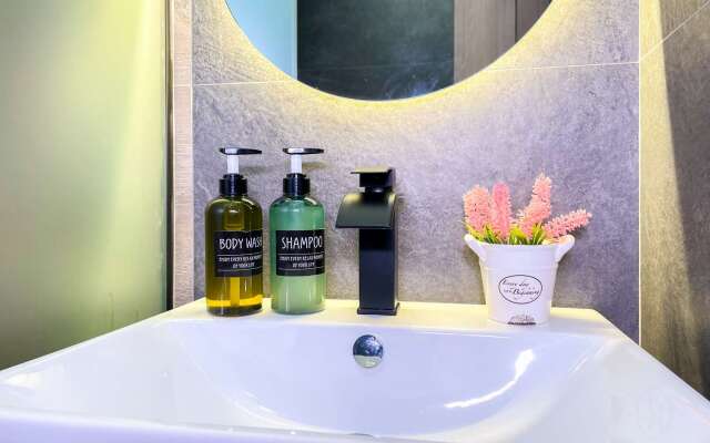 Квартира от FolkFort - Светлая Студия у Арки ВДНХ и Сквера Останкино