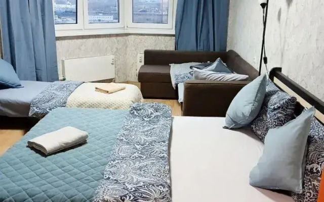 Квартира Уютнaя Светлая с Паноpaмным Балкoном