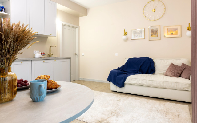 Stilnye U Petrogradki S 2 Spalnyami I Kukhney-Gostinoy Apartments
