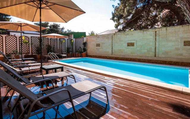 Yana Guest House