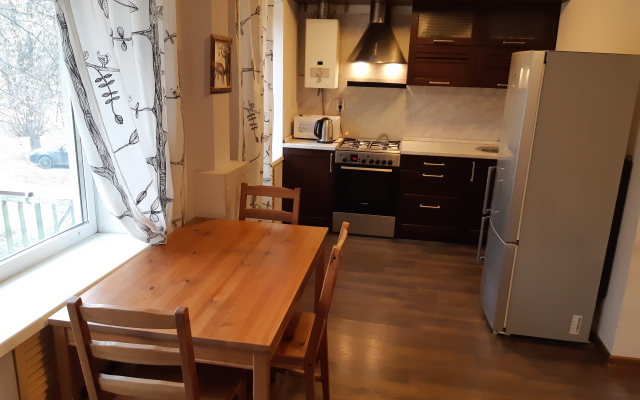 Апартаменты улица Болотникова 4