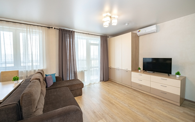 Апартаменты TopHouse на Можжевеловой 18, 103