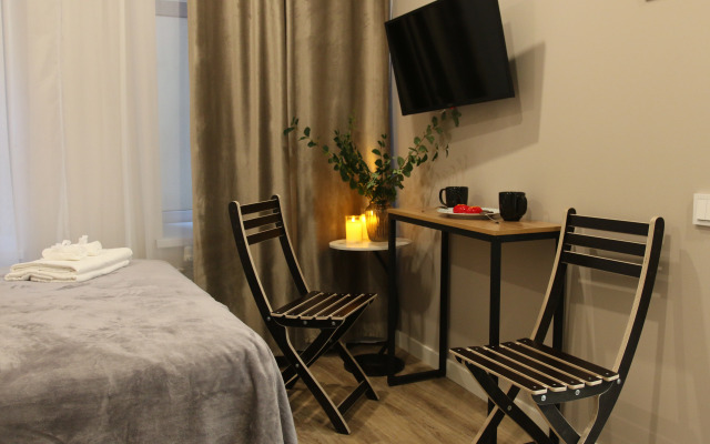 Uyutnie u Metro Chkalovskaya Apartment