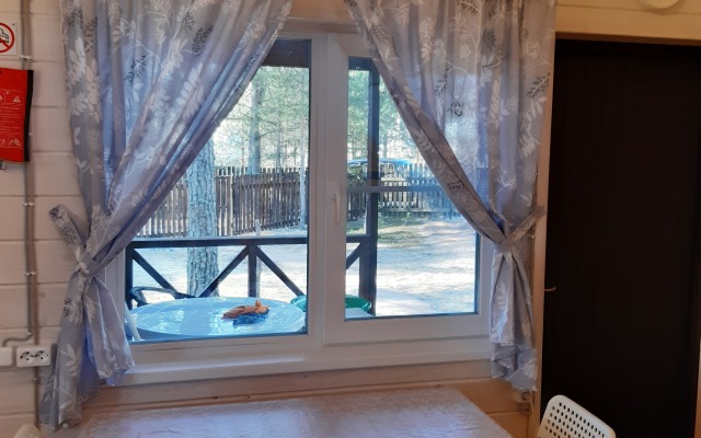 Dachi Skandi 3+4 Guest House