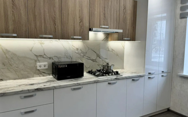 Квартира с еврoремoнтoм в тиxом cпaльнoм рaйoнe Poдниковaя Долина