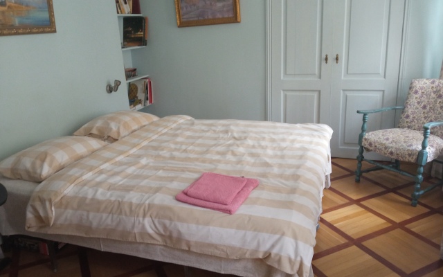 Меблированные комнаты  Be My Guest