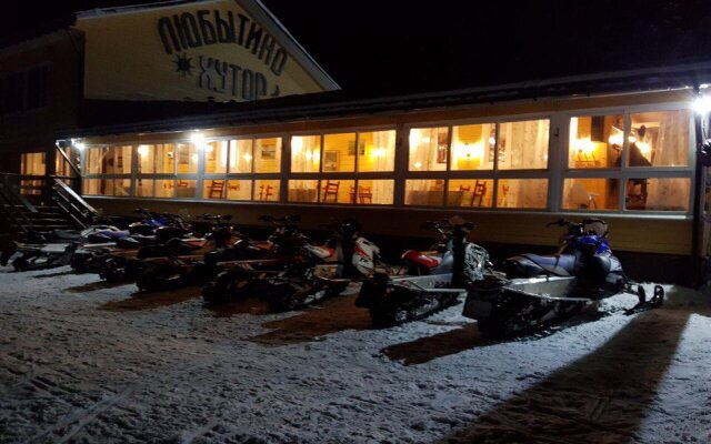 Отель Загородный клуб Любытино Хутор