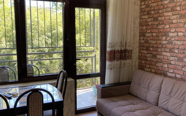 Semeynye Green Sail u morya Apartments