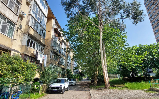 Dvukhkomnatnaya V Tsentre Gagry Flat