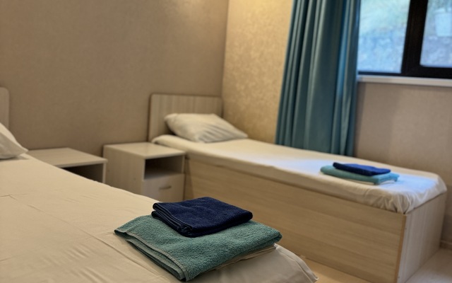 Volga V Simeize Guest House