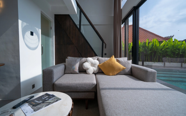 Апартаменты Двухуровневые с бассейном