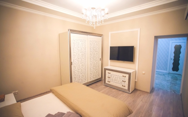 509 Verkhnetorgovaya Ploschad Apartments