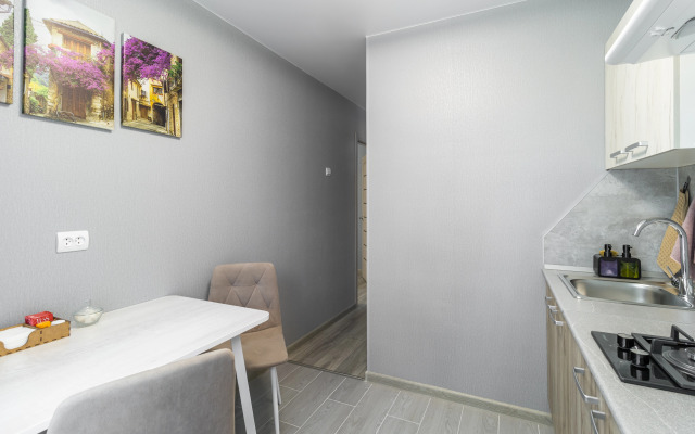 Квартира Комфортная на ул. Генерала Ивлиева 32к3