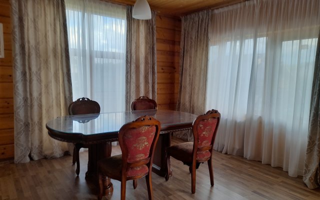 Na Nakhimovskom Ozere Dlya 8-Ykh Chelovek Guest House