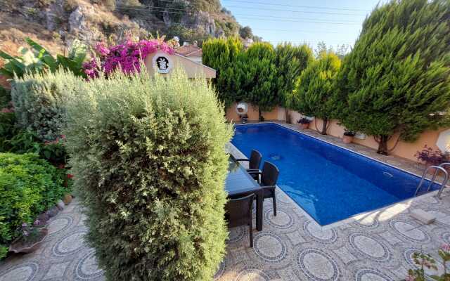 Dalyan Palace Villa