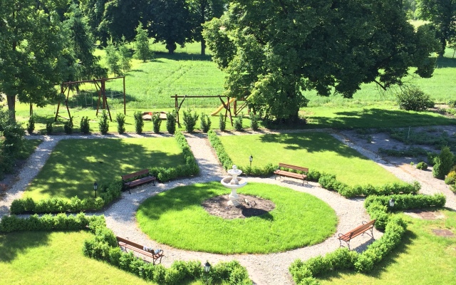 Гостевой Дом Dworek pod Lipą