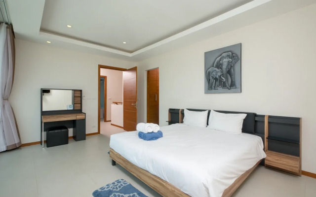 Raja 4BR Private Pool Villa