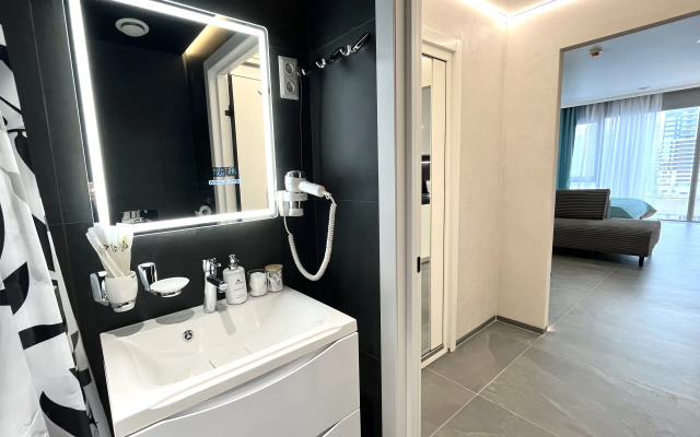 Квартира панорамная Неотель в ЖК Галерея Чижова, у Театра Оперы и Балета