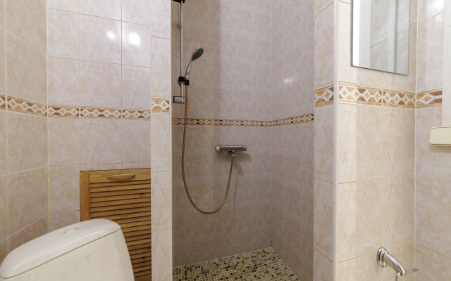 Апартаменты у Восстания