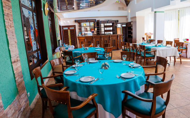 Отель Уральский Двор