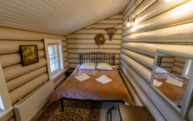 Частный дом с баней