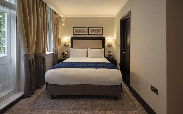 Wellington Hotel by Blue Orchid