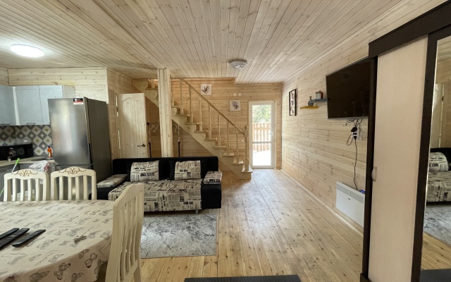 Arhyiz Chalet