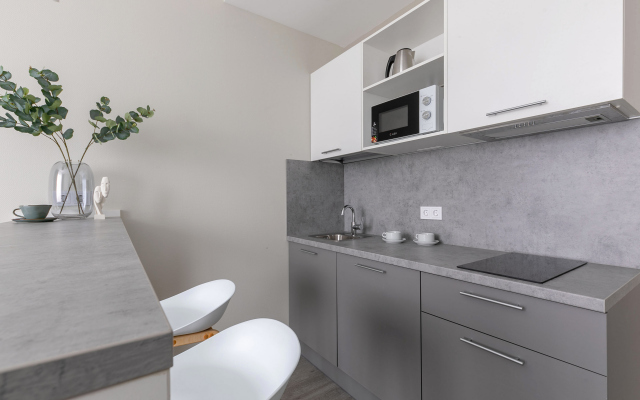 16 Apartment