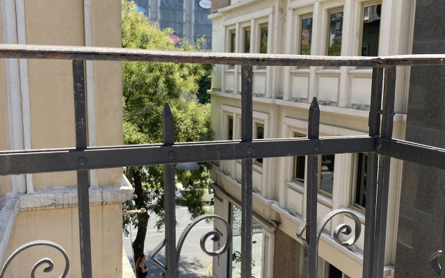Taksim Home 1+0 Studio Apartments