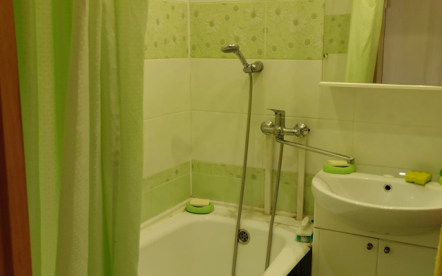 Uyutnaya V Gostyah U Babushki Flat