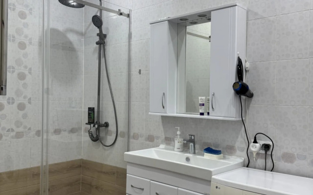 Квартира 571 в Центре с Балконом и Кухней Гостиной