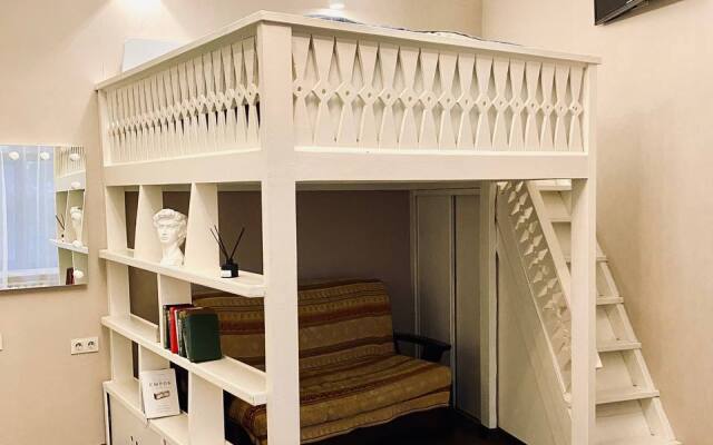 Апартаменты Двухуровневые на Петроградке