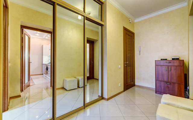 Квартира Двухкомнатная с евроремонтом, стильной ванной и балконом