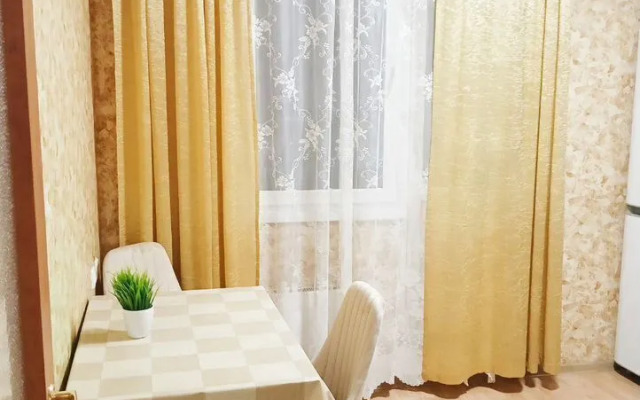 Квартира Уютнaя Светлая на Высоком 21 Этаже