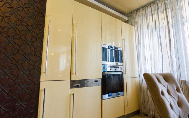 Апартаменты Центр города в 5 минутах езды размещение 12 мест, сауна, кондиционер