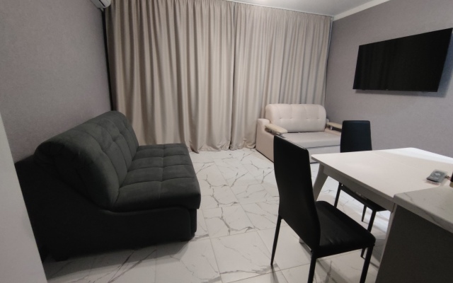 Uyutnye Apartamenty Skazka Flat