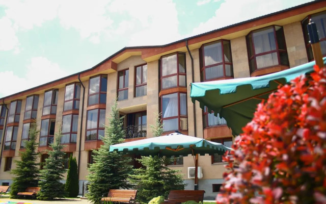 Hotel Russia