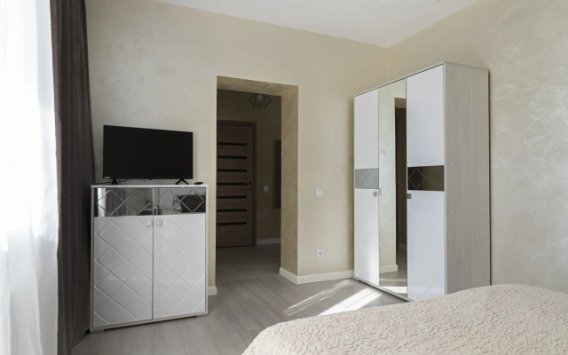 Апартаменты на Согласия 36