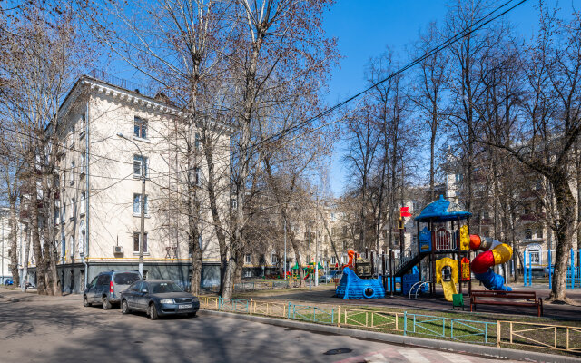 Saratovskiy Proyezd 4 Apartments