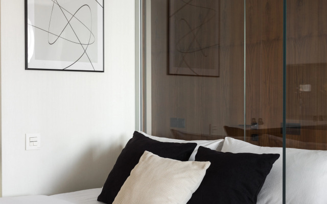 Апартаменты  на 18 Этаже Hugge Place