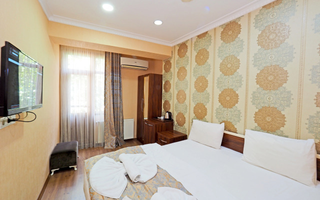 Renova Old City Hotel