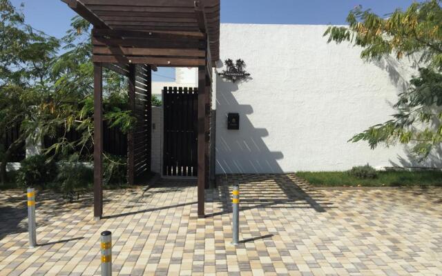 Meri-Tel Guest House