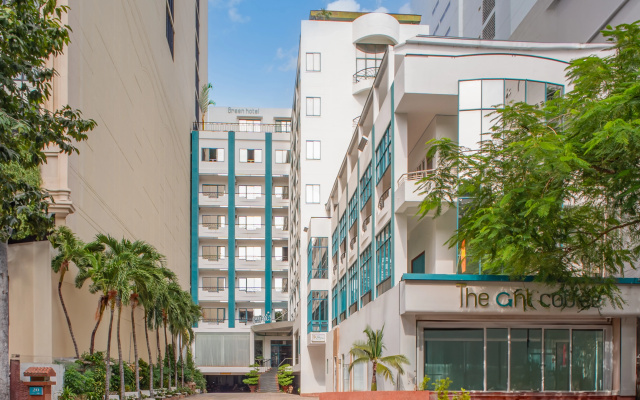 Отель Green Hotel Nha Trang