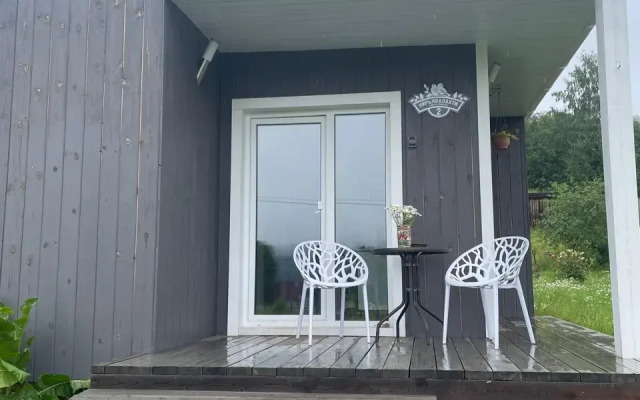 Dacha Dolos Bungalow