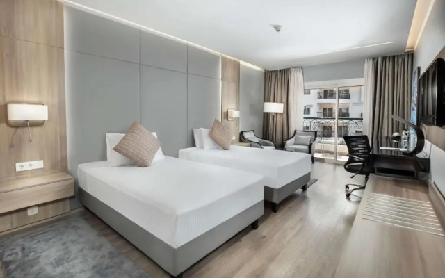 Ночлег и завтрак (B&B) Steigenberger Nile Palace Luxor Travel