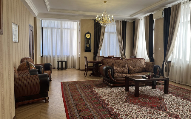 Отель  Аль-Фирай